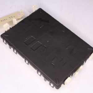 Mercedes Benz W238 E Class E300 Window Lifter Control Unit A2389000401 - Image 9