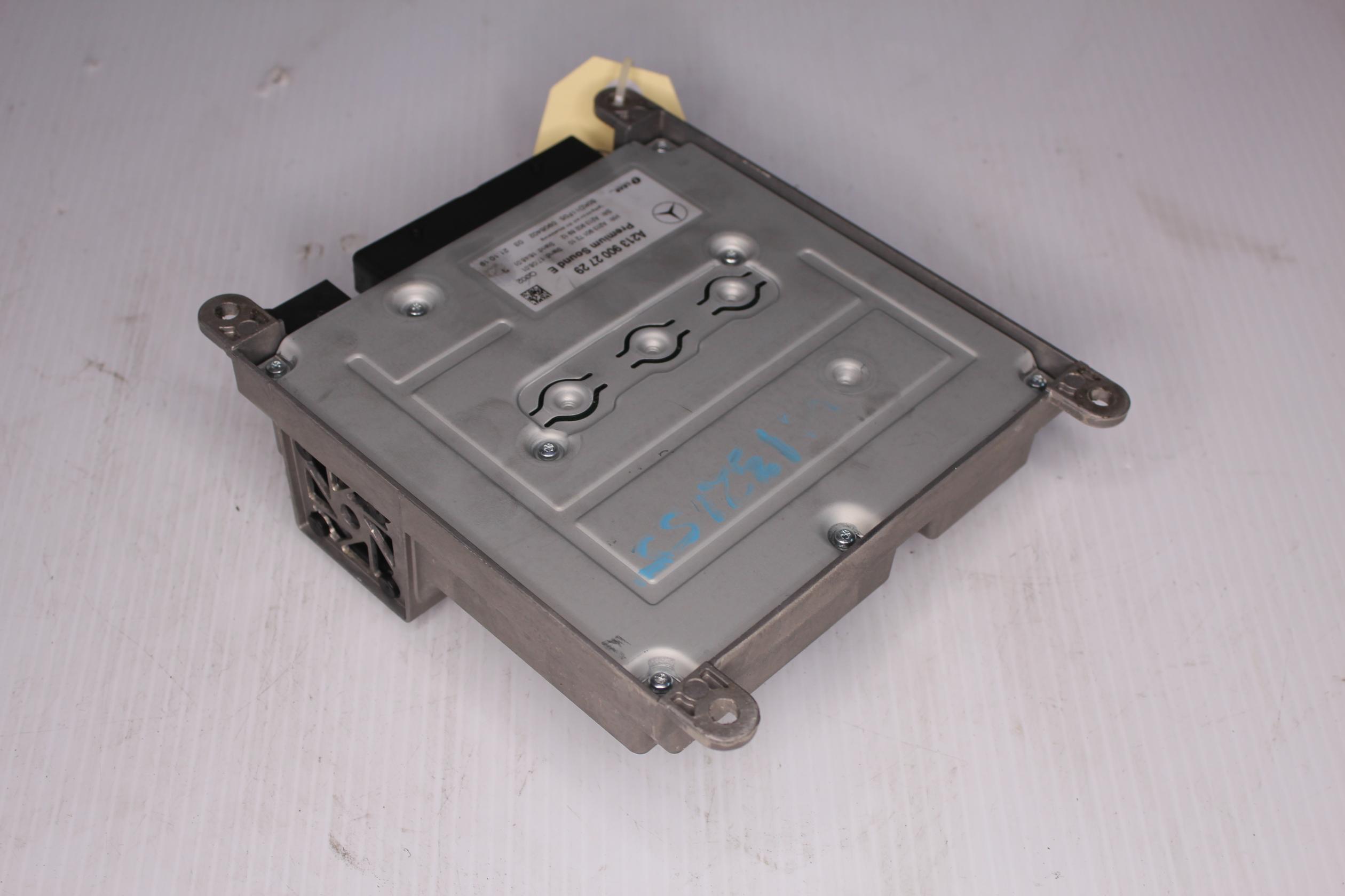Mercedes Benz W205 W213 C E Class Sound Amplifier Control Unit A2139002729, A2059004651 - Image 7