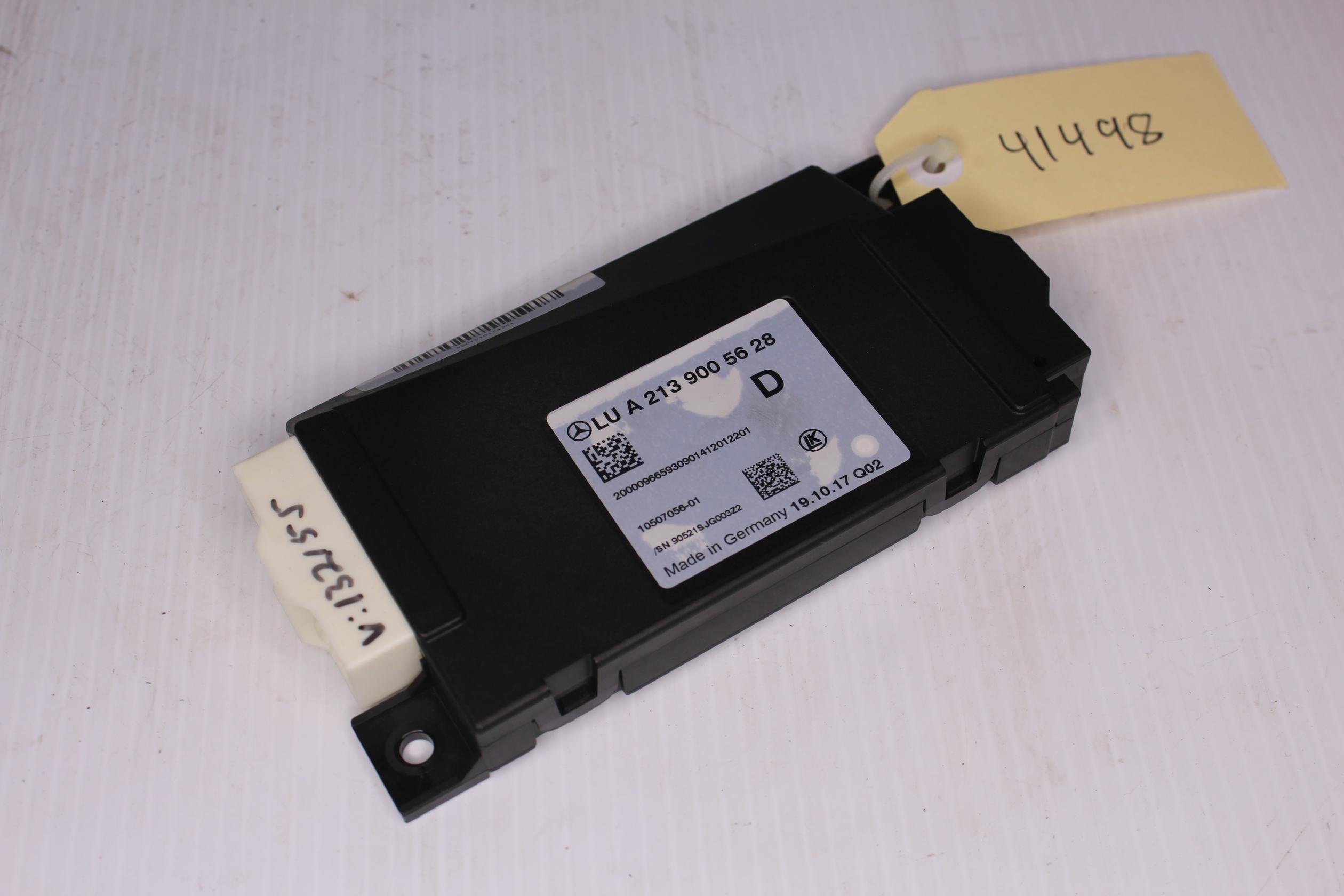 Mercedes Benz W213 W238 E Class Ignition Starter Control Unit A2139005628, A2139000736 - Image 2