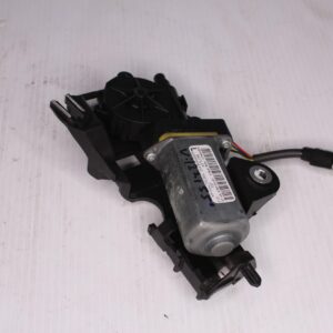Mercedes Benz W205 W238 Coupe Seat Belt Feeder Motor A2058600182 - Image 3