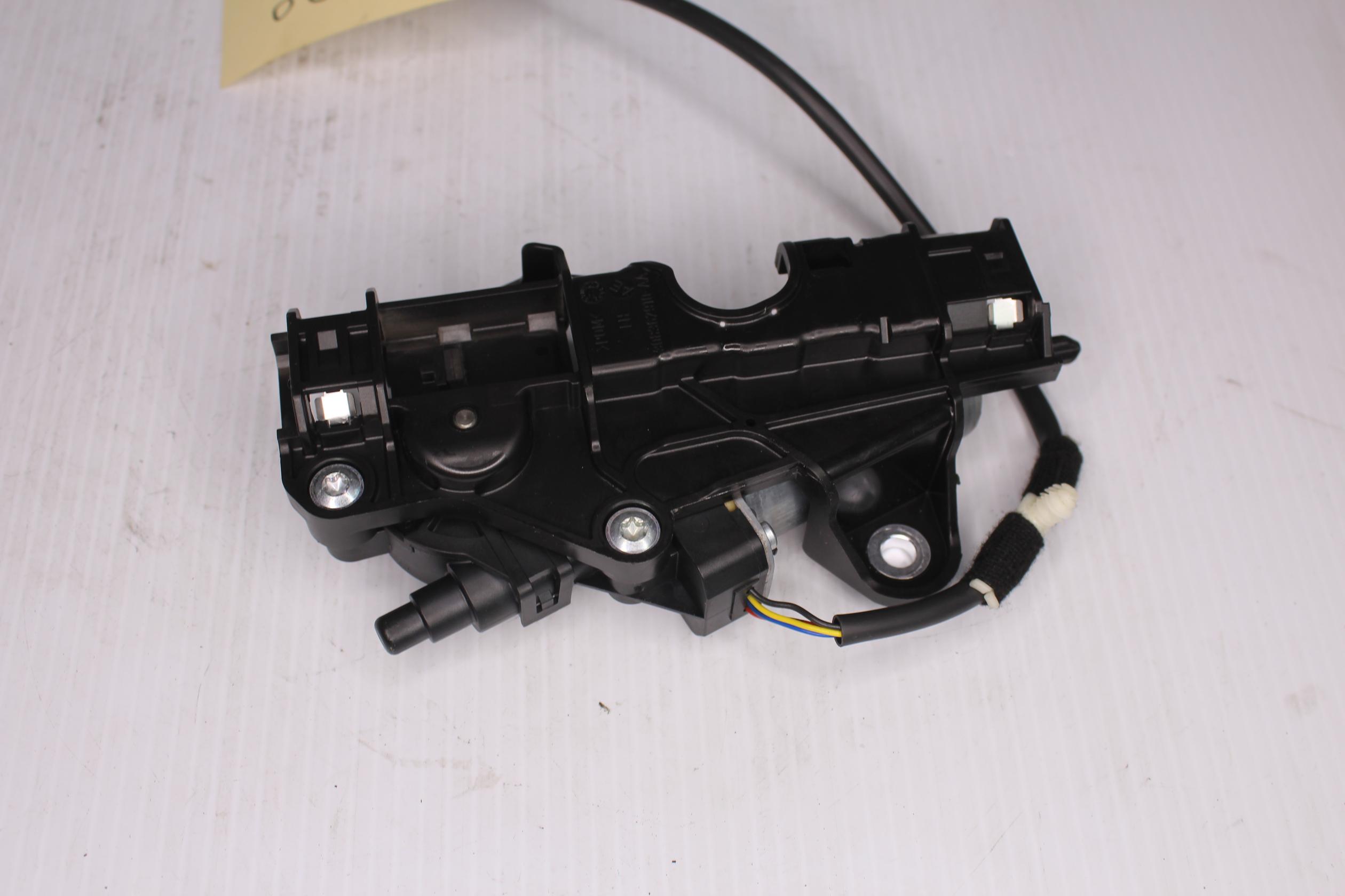 Mercedes Benz W205 W238 Coupe Seat Belt Feeder Motor A2058600182 - Image 7