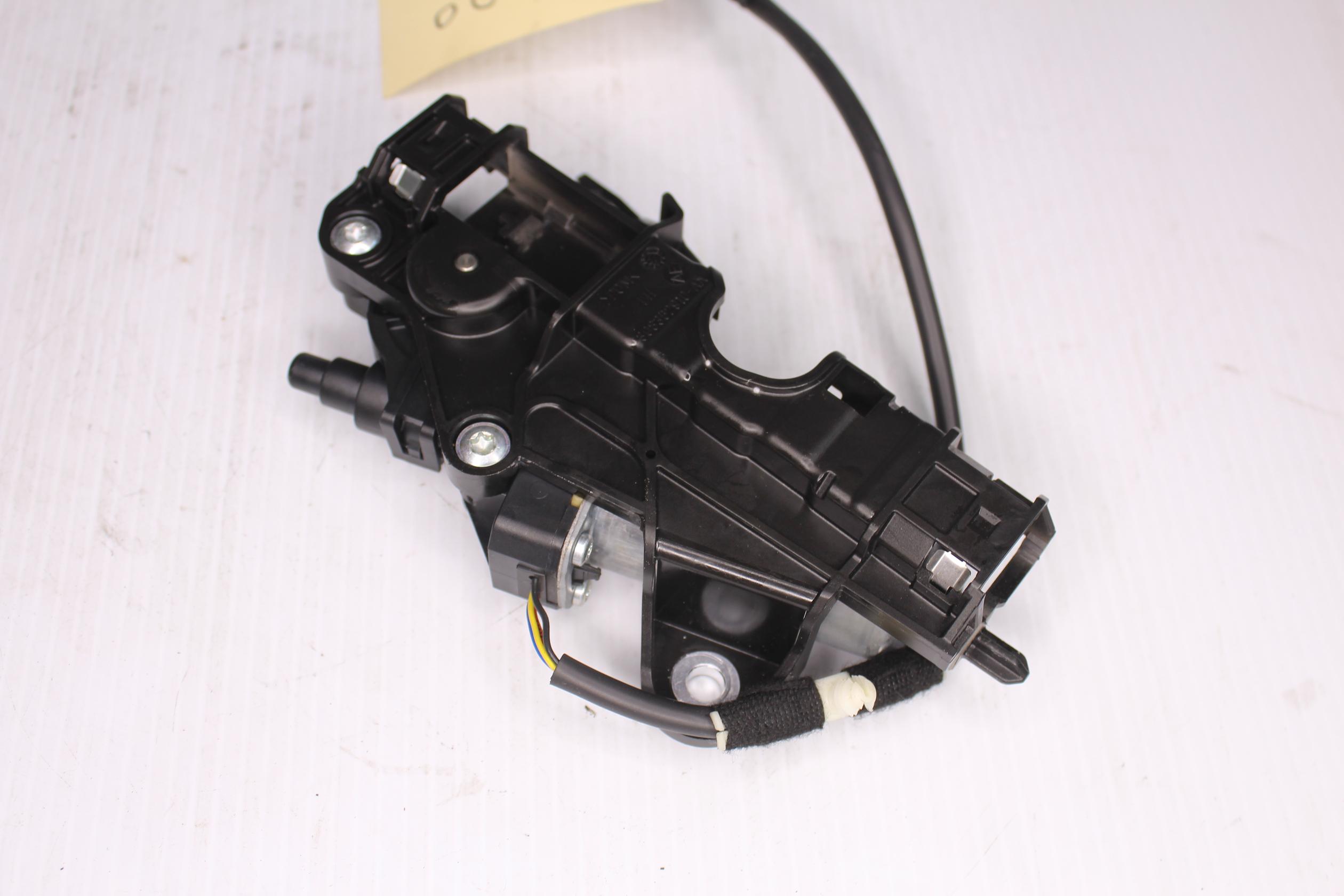 Mercedes Benz W205 W238 Coupe Seat Belt Feeder Motor A2058600182 - Image 8