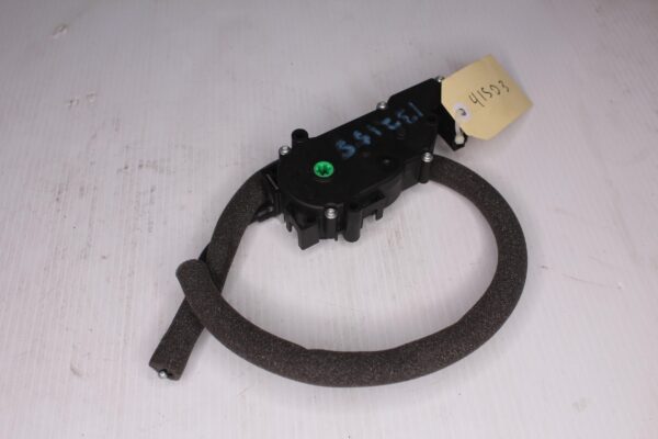 Mercedes Benz W204 boot Trunk Lid Lock w Cable A2047500060