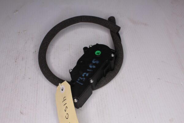 Mercedes Benz W204 boot Trunk Lid Lock w Cable A2047500060