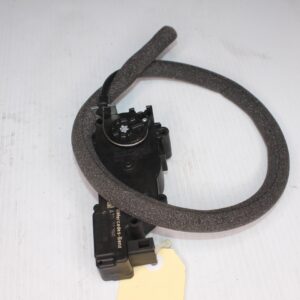 Mercedes Benz W204 boot Trunk Lid Lock w Cable A2047500060