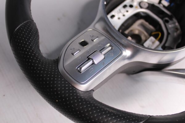 Mercedes Benz W213 W213 E300 Steering Wheel A0050071699, A0004604302, A0994647803