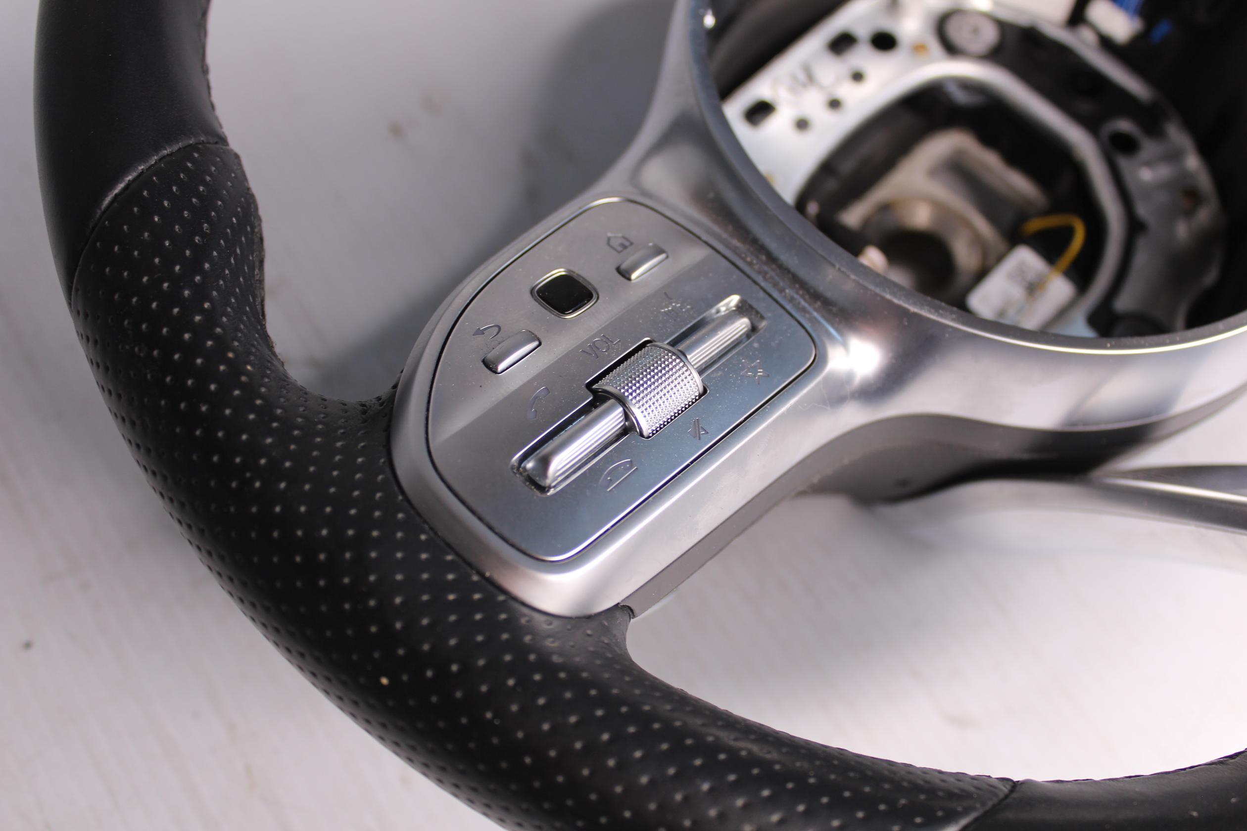 Mercedes Benz W213 W213 E300 Steering Wheel A0050071699, A0004604302, A0994647803 - Image 11
