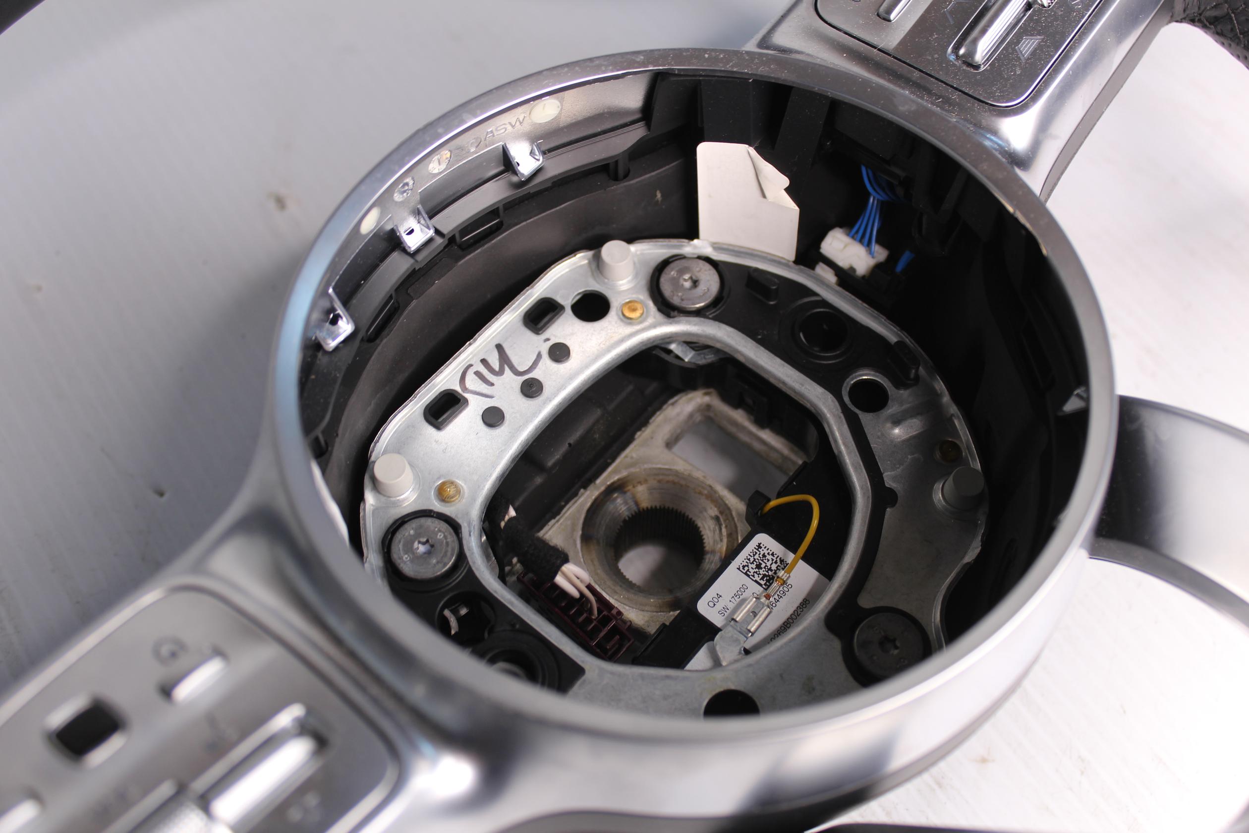 Mercedes Benz W213 W213 E300 Steering Wheel A0050071699, A0004604302, A0994647803 - Image 14