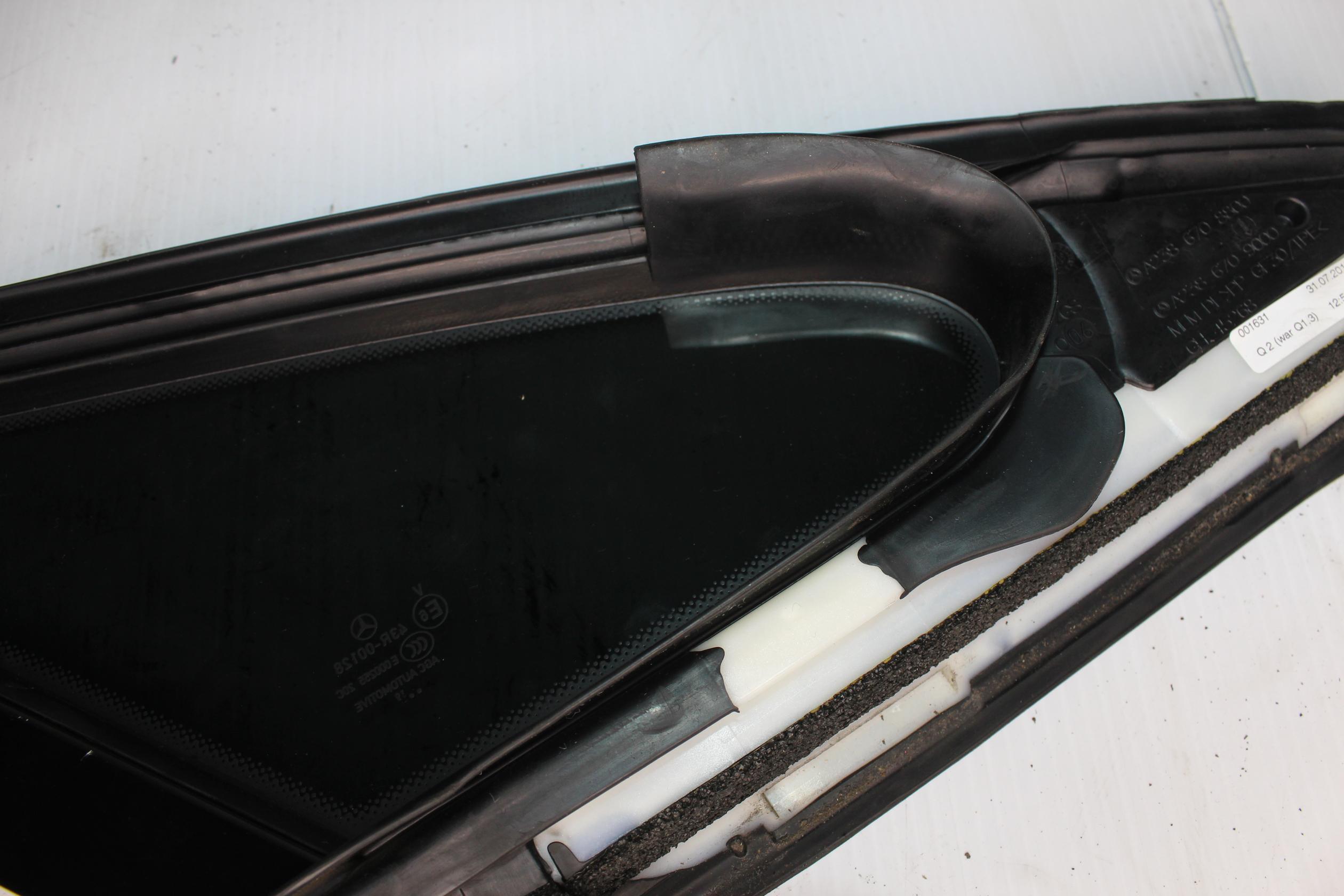 Mercedes Benz W238 E Class Right Quarter Window Trim A2386708800, A2386709000 - Image 5