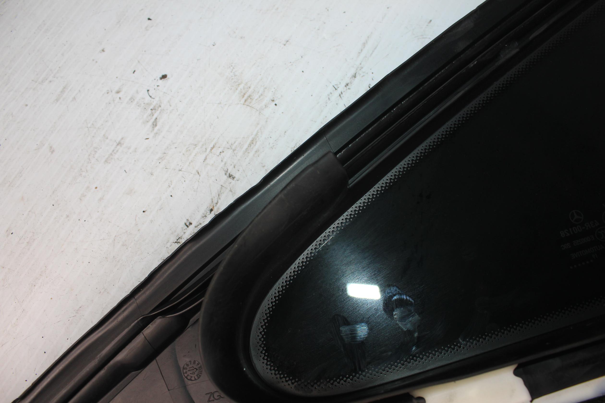 Mercedes Benz W238 Rear Left Quarter Window Glass A2386708700, A2386708900 - Image 10