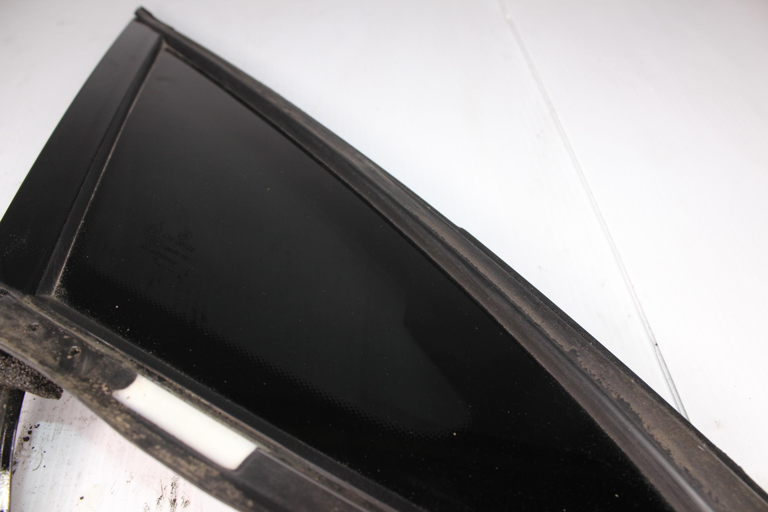 Mercedes Benz W238 Rear Left Quarter Window Glass A2386708700, A2386708900 - Image 5