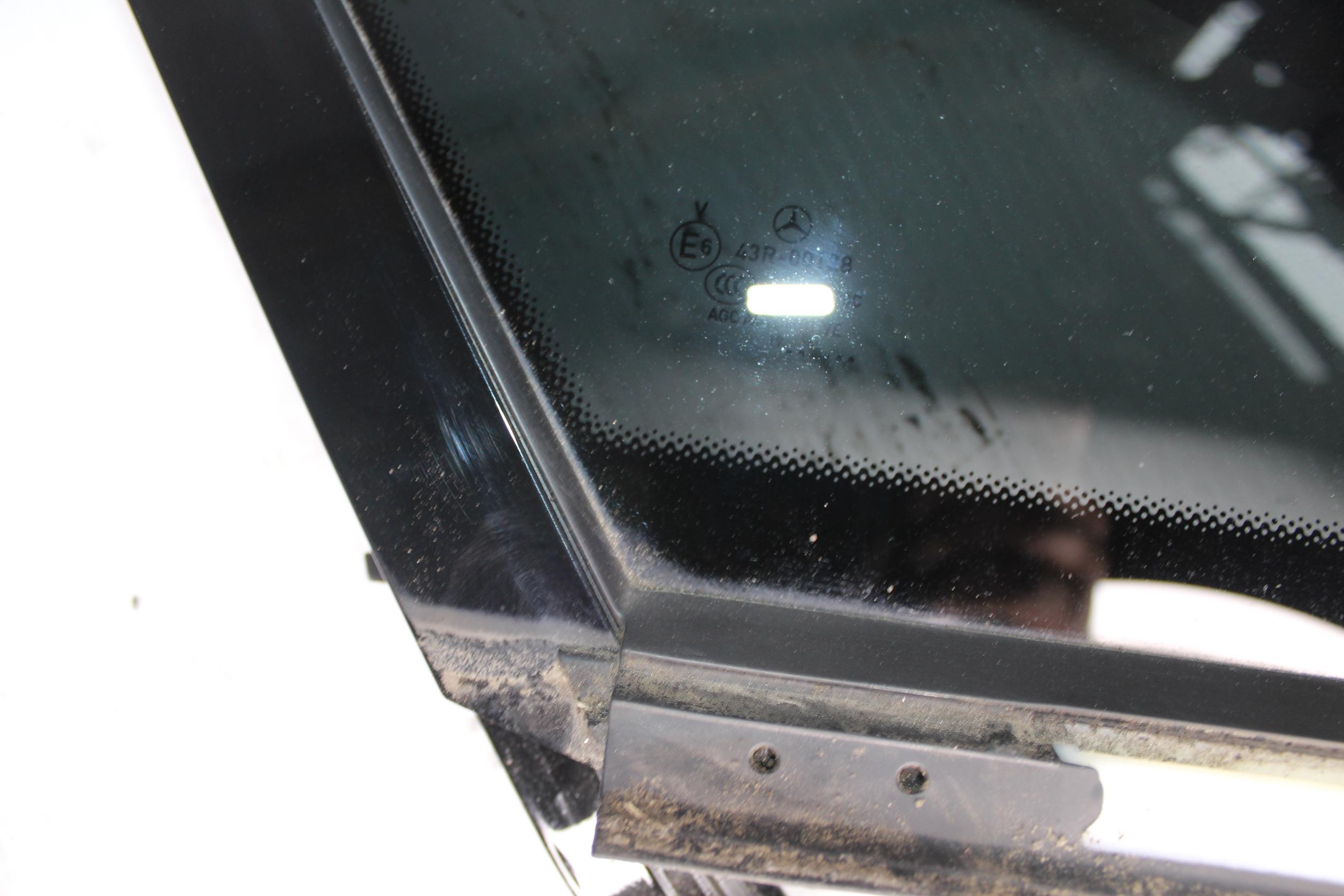 Mercedes Benz W238 Rear Left Quarter Window Glass A2386708700, A2386708900 - Image 6