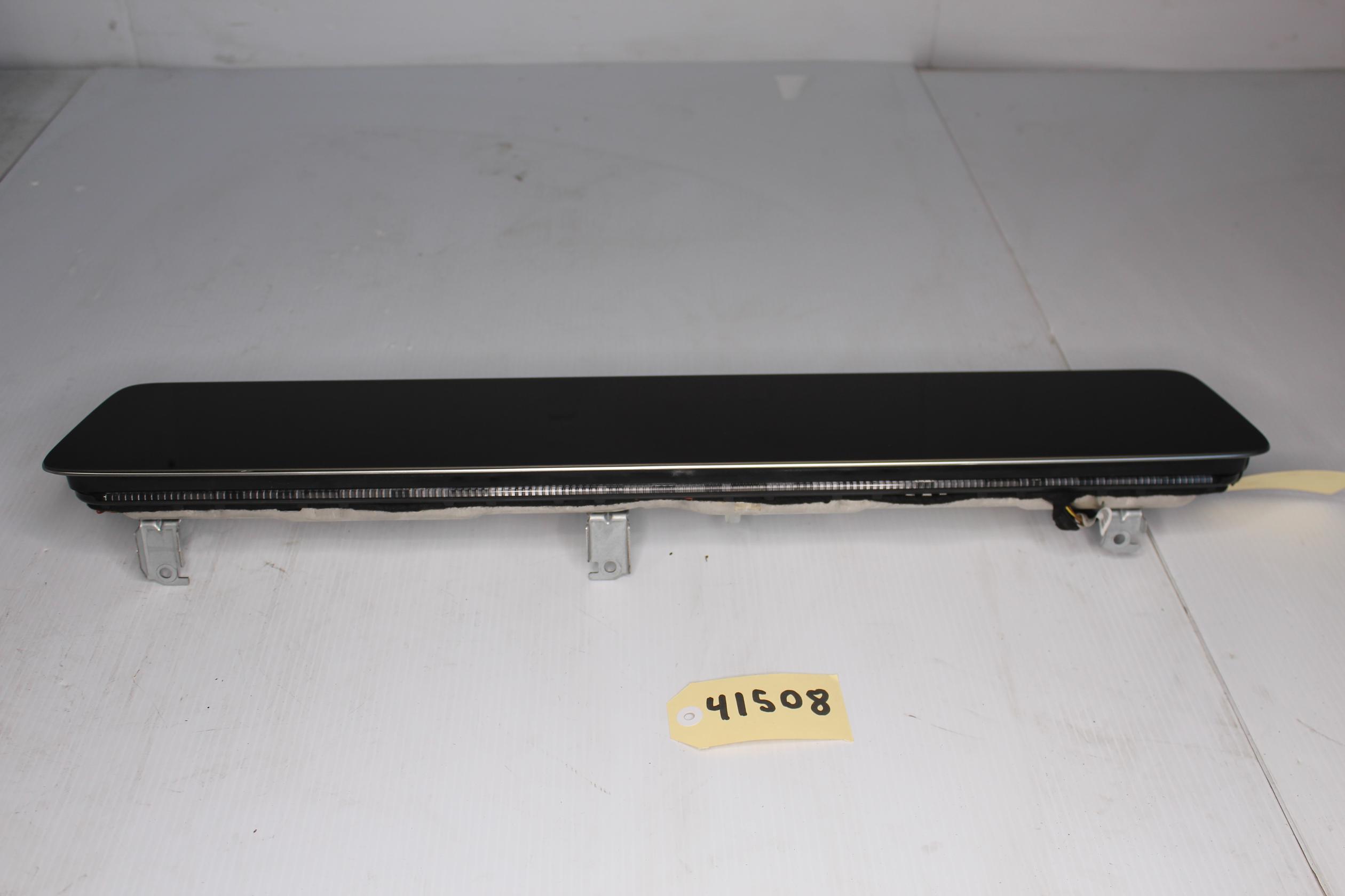 Mercedes Benz W213 W238 E Class Display Screen Cluster A2135405392, A2135405599 - Image 11