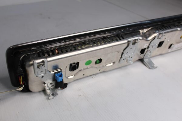 Mercedes Benz W213 W238 E Class Display Screen Cluster A2135405392, A2135405599