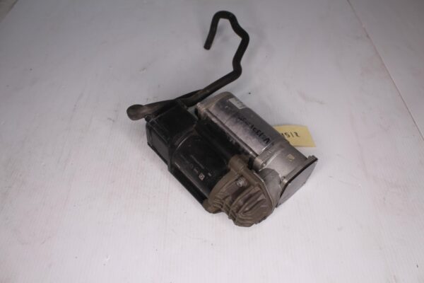 Mercedes Benz W213 W238 Air Suspension Compressor A0993200004, A2133209900