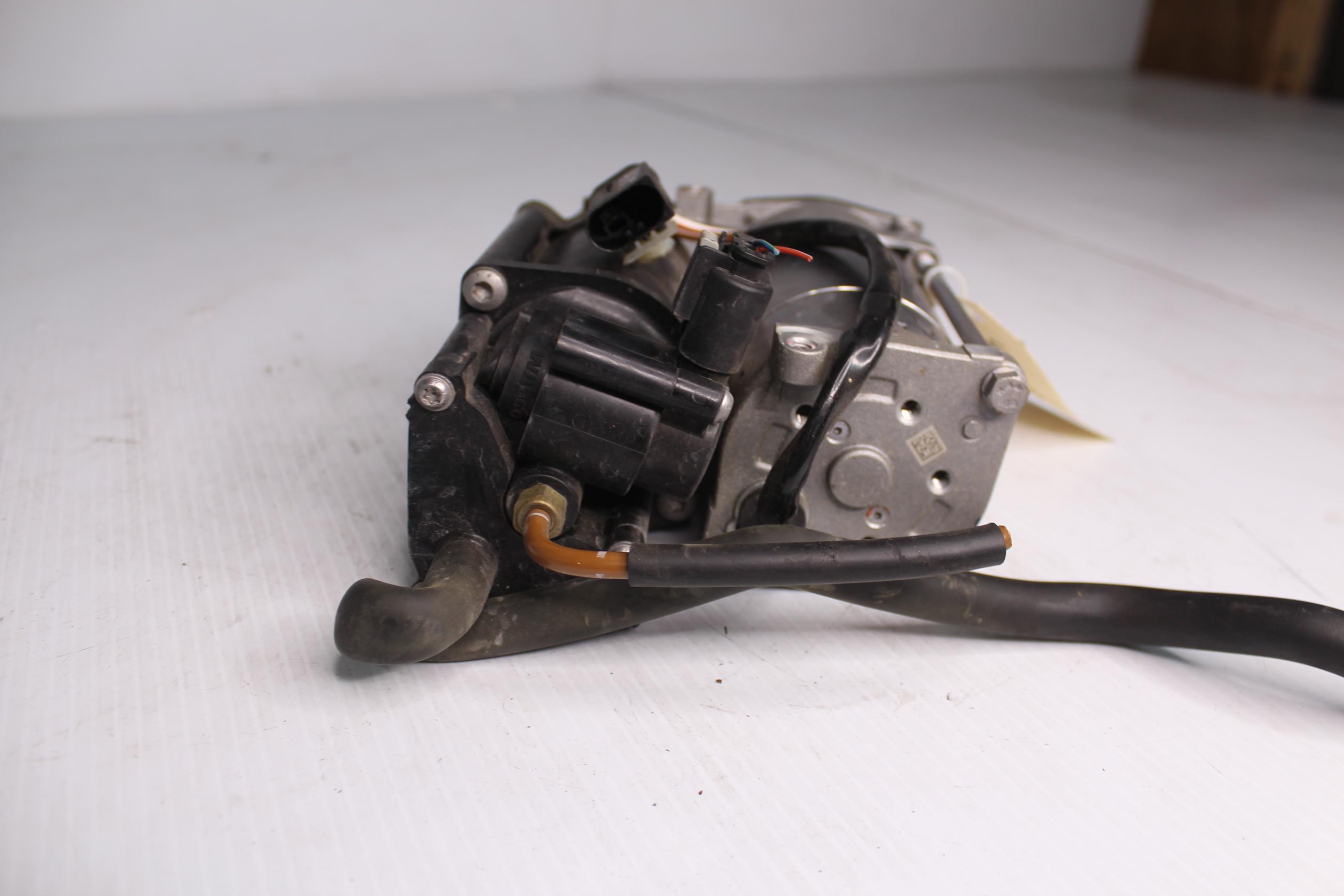 Mercedes Benz W213 W238 Air Suspension Compressor A0993200004, A2133209900 - Image 8