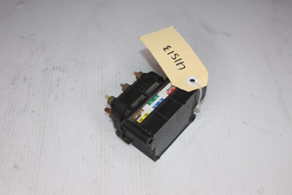 Mercedes Benz W213 W238 E Class Air Suspension Valve Block A0993200200