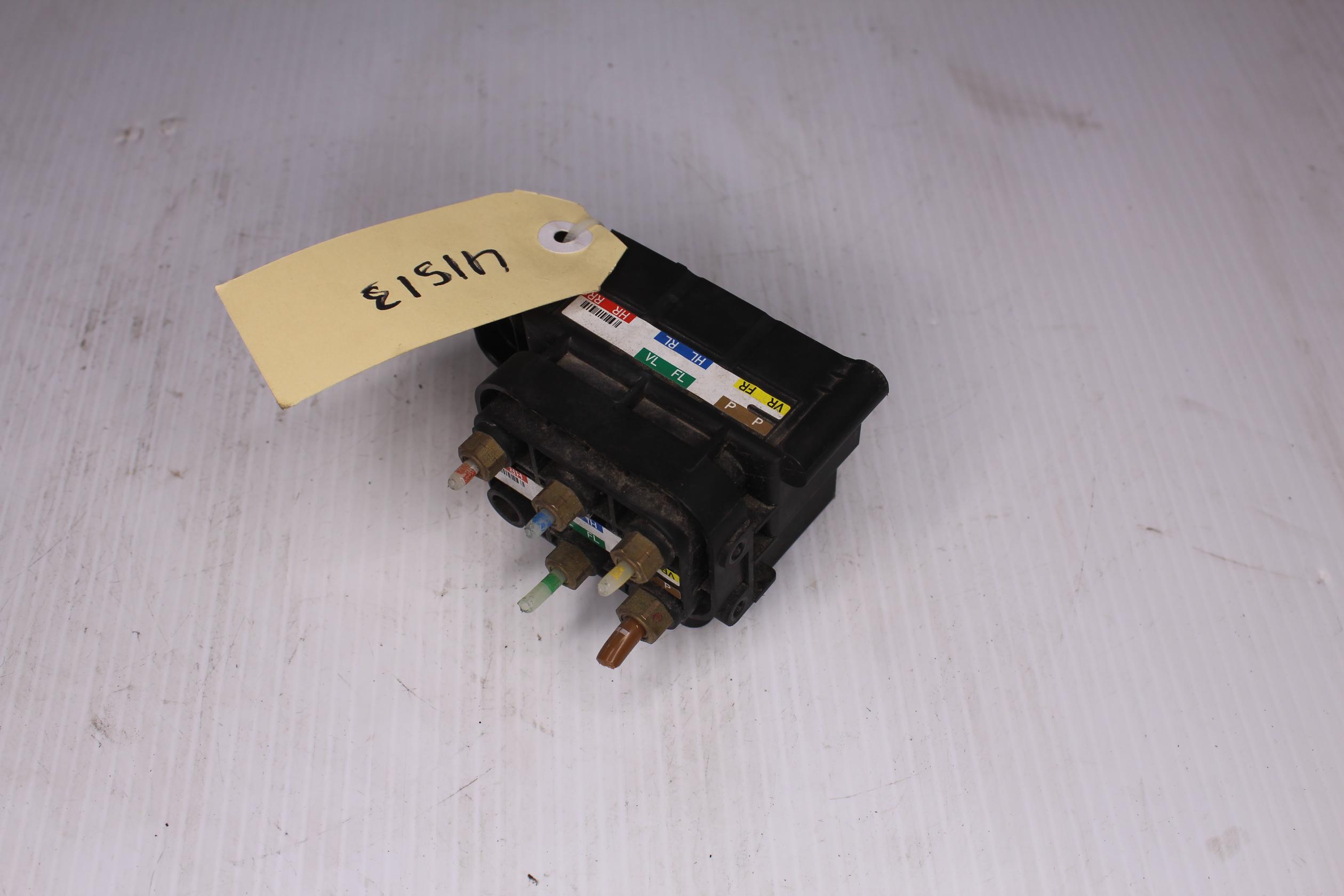 Mercedes Benz W213 W238 E Class Air Suspension Valve Block A0993200200 - Image 4