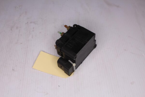 Mercedes Benz W213 W238 E Class Air Suspension Valve Block A0993200200