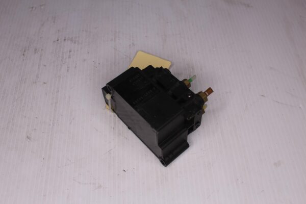 Mercedes Benz W213 W238 E Class Air Suspension Valve Block A0993200200