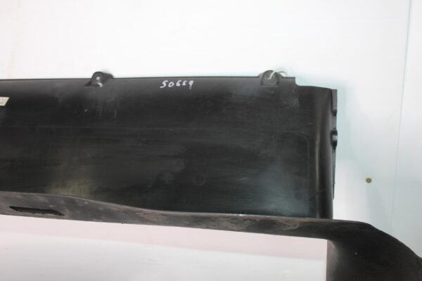 Porsche 958 92A Cayenne GTS 4.8 Centre Main Air Guide 95857532350