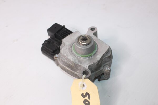 Porsche 95B Macan Transfer Case Control Unit Actuator 95B927755H, 95B927755B