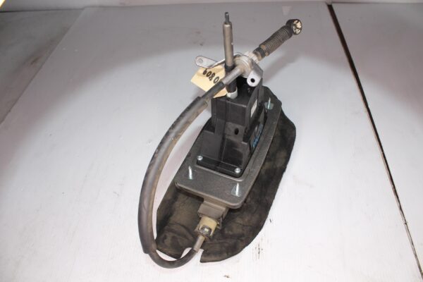 Porsche 95B Macan Turbo 3.6L Gear Selector Mechanism 95B713059, 95B713059B