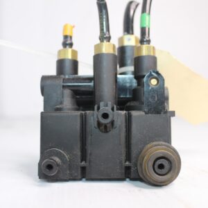 Land Rover L462 Discovery 5 Rear Air Suspension Levelling Valve LR070246, LR176326