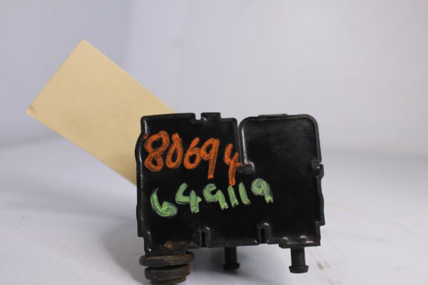 Land Rover L462 Discovery 5 Rear Air Suspension Levelling Valve LR070246, LR176326