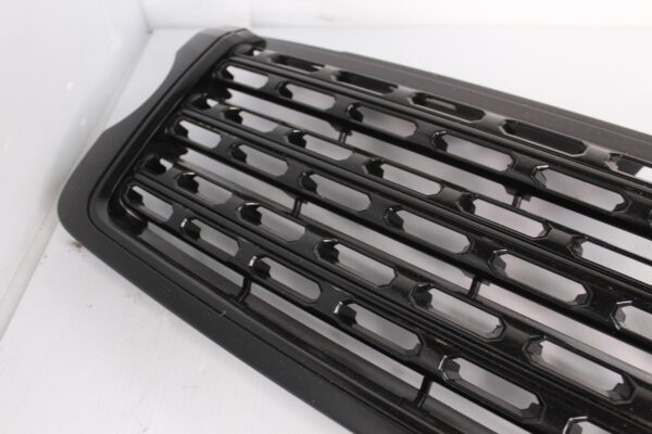 Range Rover L405 Front Bumper Main Radiator Grille VPLGB0349, HK5M8200BA