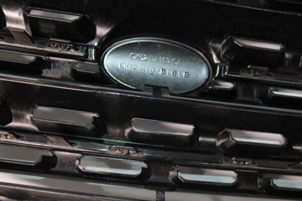 Range Rover L405 Front Bumper Main Radiator Grille VPLGB0349, HK5M8200BA