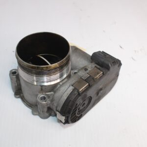 Land Rover L462 2.0L High Discovery 5 Throttle Body Valve LR125874, 105123472 - Image 2