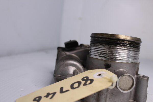 Land Rover L462 2.0L High Discovery 5 Throttle Body Valve LR125874, 105123472