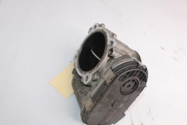 Land Rover L462 2.0L High Discovery 5 Throttle Body Valve LR125874, 105123472
