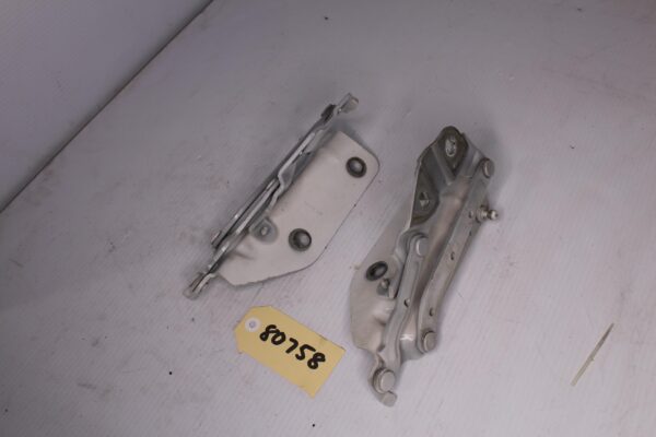 Land Rover L550 Discovery Sport Hood Bonnet Hinge PAIR LR075406, LR075405