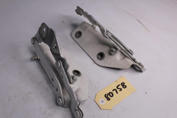 Land Rover L550 Discovery Sport Hood Bonnet Hinge PAIR LR075406, LR075405