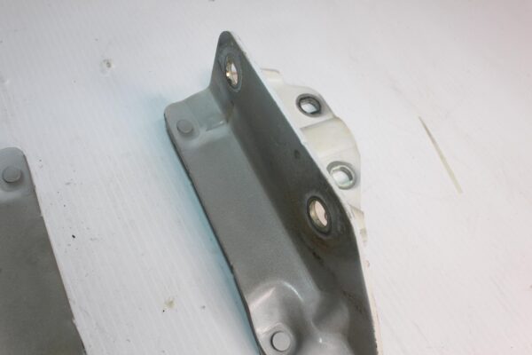Land Rover L550 Discovery Sport Hood Bonnet Hinge PAIR LR075406, LR075405