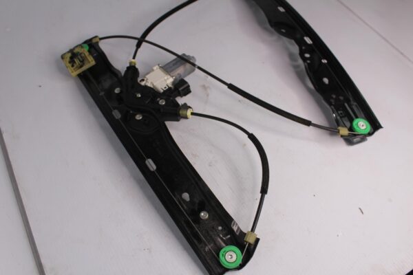 Land Rover L550 Discovery Sport LHF Left Front Door Window Regulator LR058513, LR165909
