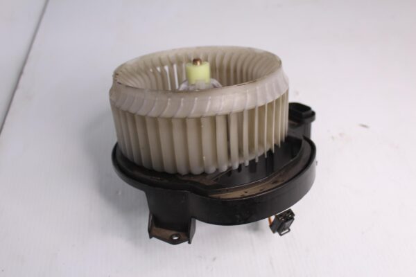 Jaguar F-Pace X761 Heater Fan Blower Motor T2H8145, GX7318456BA