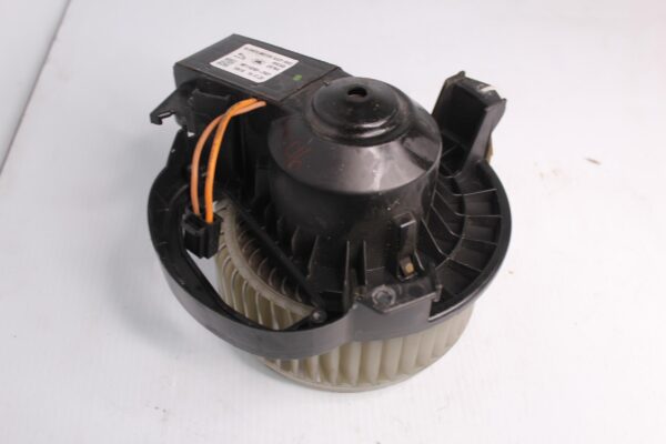 Jaguar F-Pace X761 Heater Fan Blower Motor T2H8145, GX7318456BA