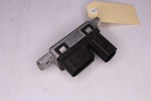 Land Rover Range Rover 3.0L Glow Plug Control Unit Relay LR084649, FPLA12B533BD