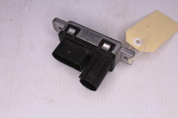 Land Rover Range Rover 3.0L Glow Plug Control Unit Relay LR084649, FPLA12B533BD