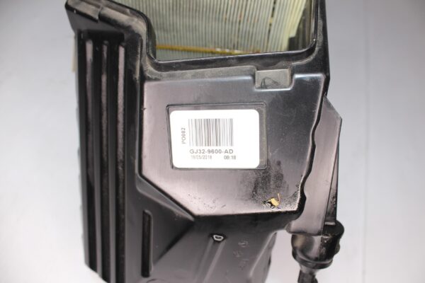 Range Rover Evoque L538 2.0L Diesel Intake Air Filter Box GJ329600AD