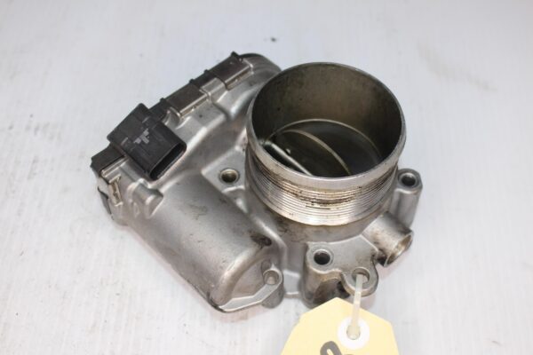 Land Rover L462 Discovery 5 Throttle Valve Body 2.0L LR125874, 105123472