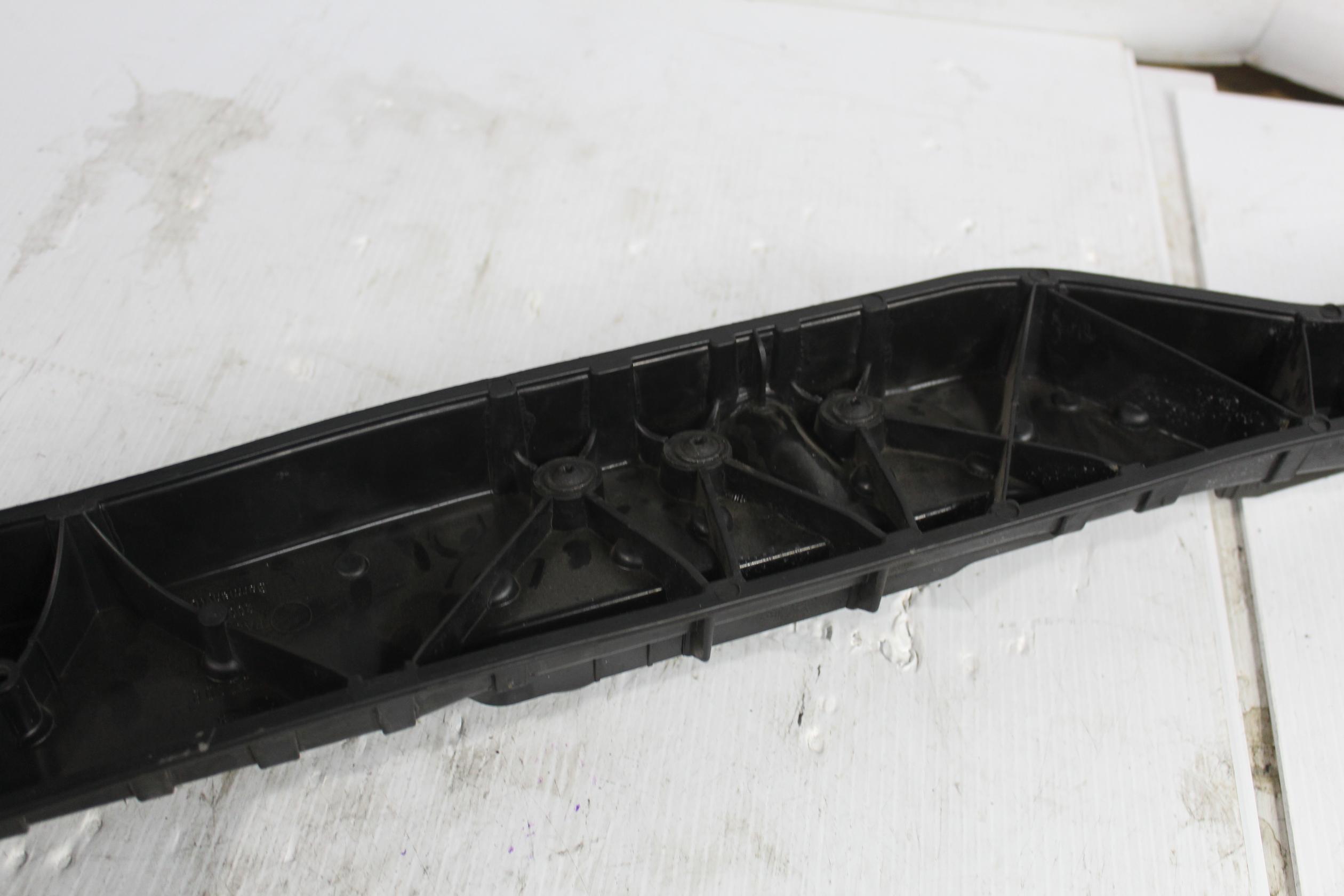 Audi 8R Q5 SQ5 Radiator Support Panel Lock Carrier 8R0805594D - Image 13
