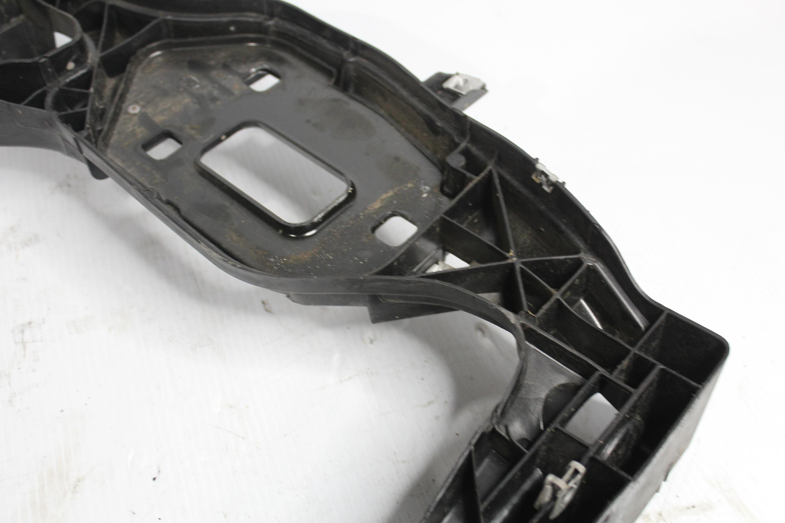 Audi 8R Q5 SQ5 Radiator Support Panel Lock Carrier 8R0805594D - Image 14