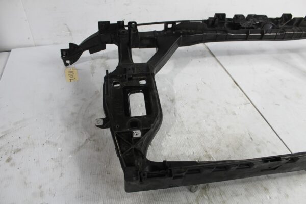 Audi 8R Q5 SQ5 Radiator Support Panel Lock Carrier 8R0805594D