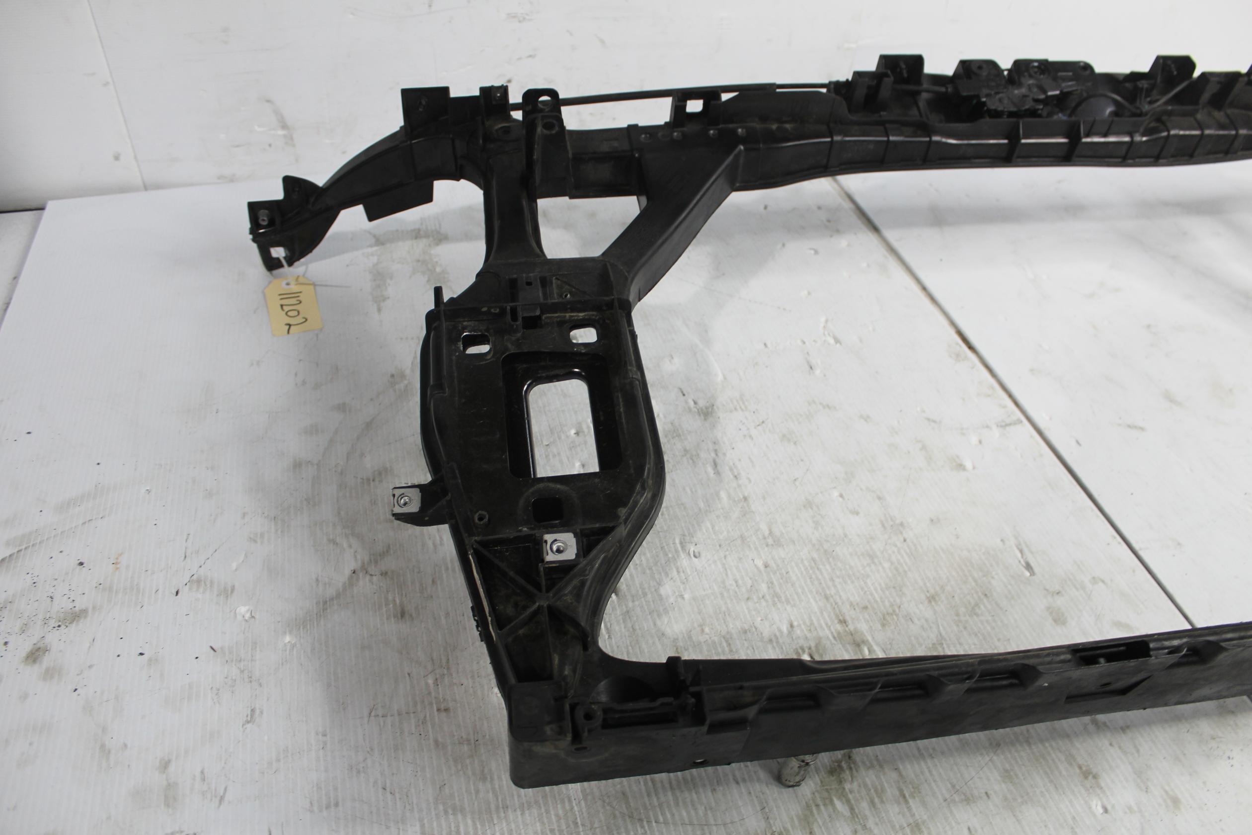 Audi 8R Q5 SQ5 Radiator Support Panel Lock Carrier 8R0805594D - Image 4