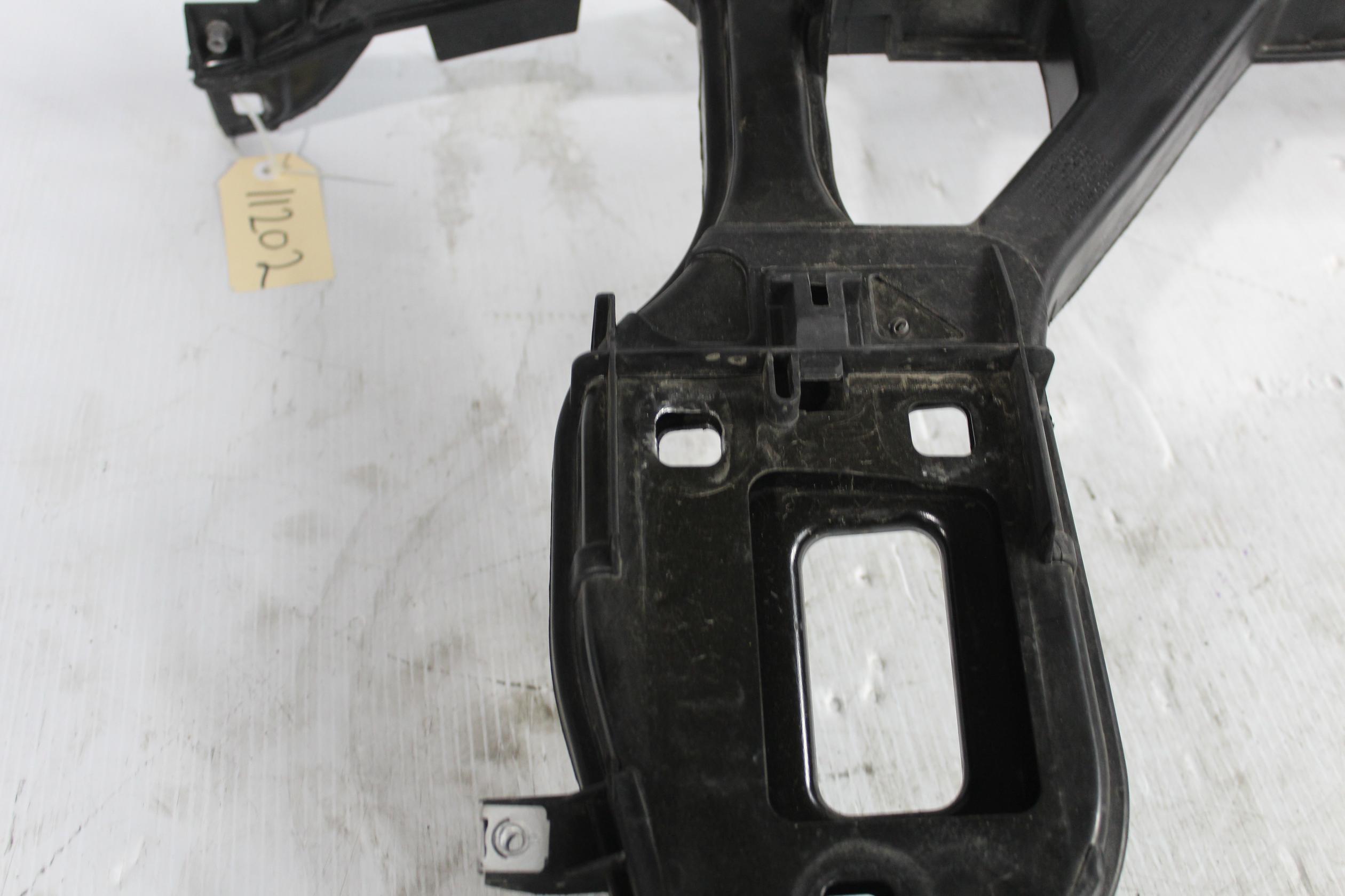Audi 8R Q5 SQ5 Radiator Support Panel Lock Carrier 8R0805594D - Image 6