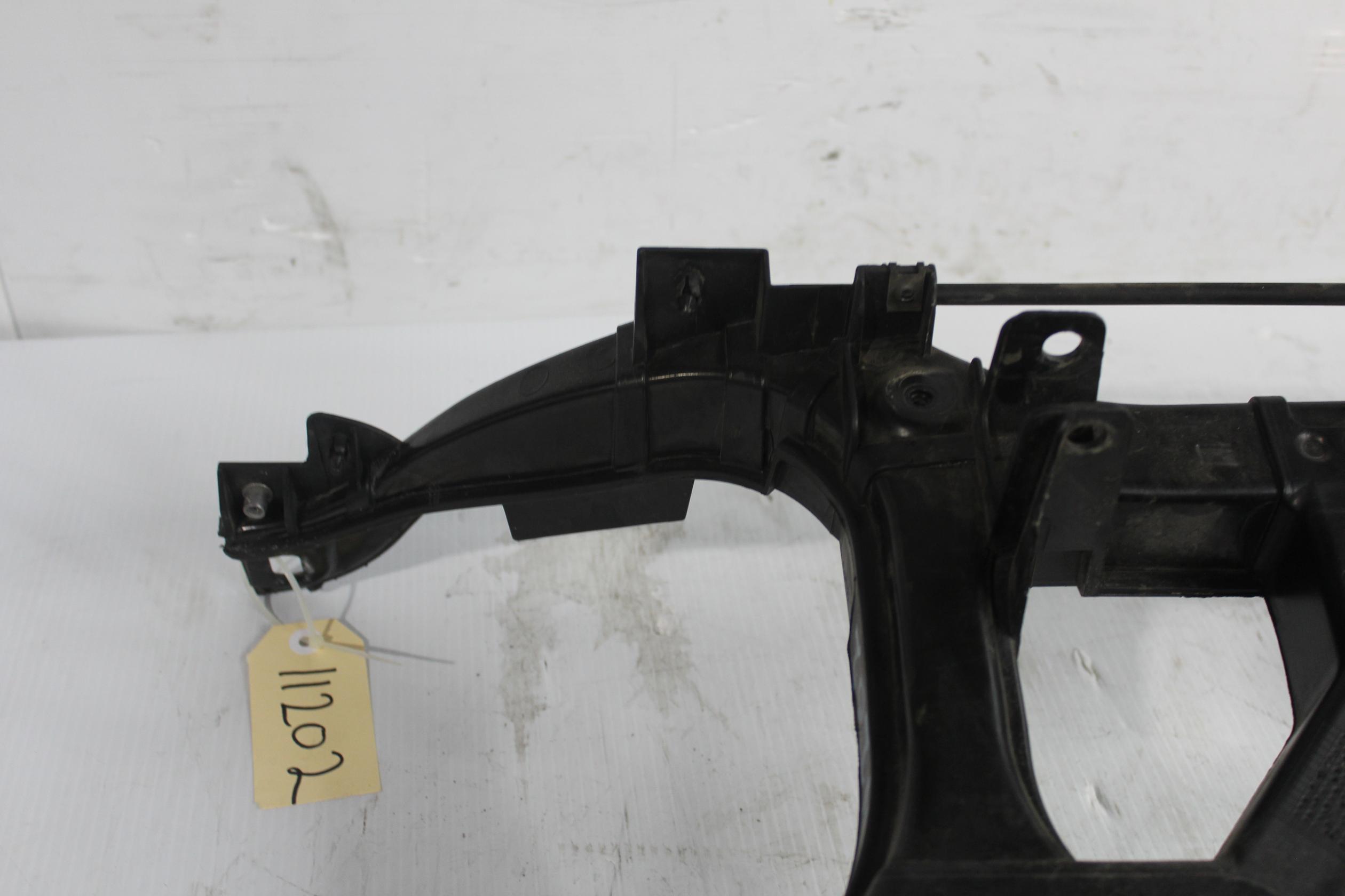 Audi 8R Q5 SQ5 Radiator Support Panel Lock Carrier 8R0805594D - Image 7